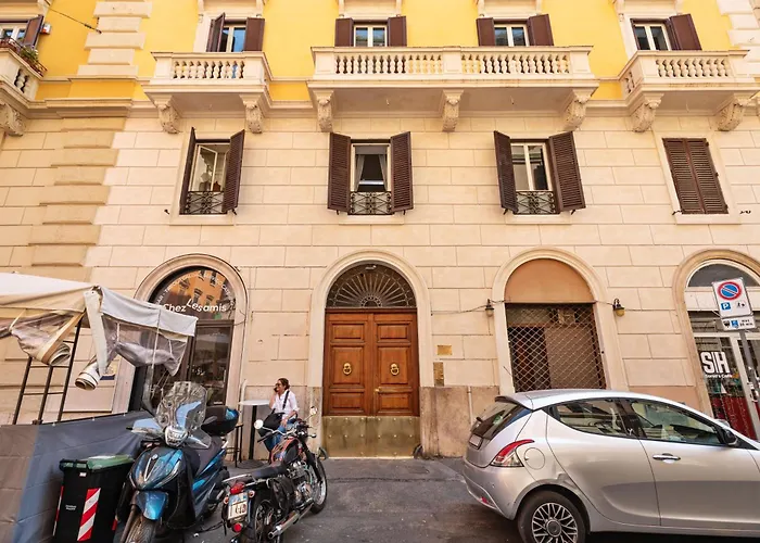 Quintino Terrace Near Termini Station Rom